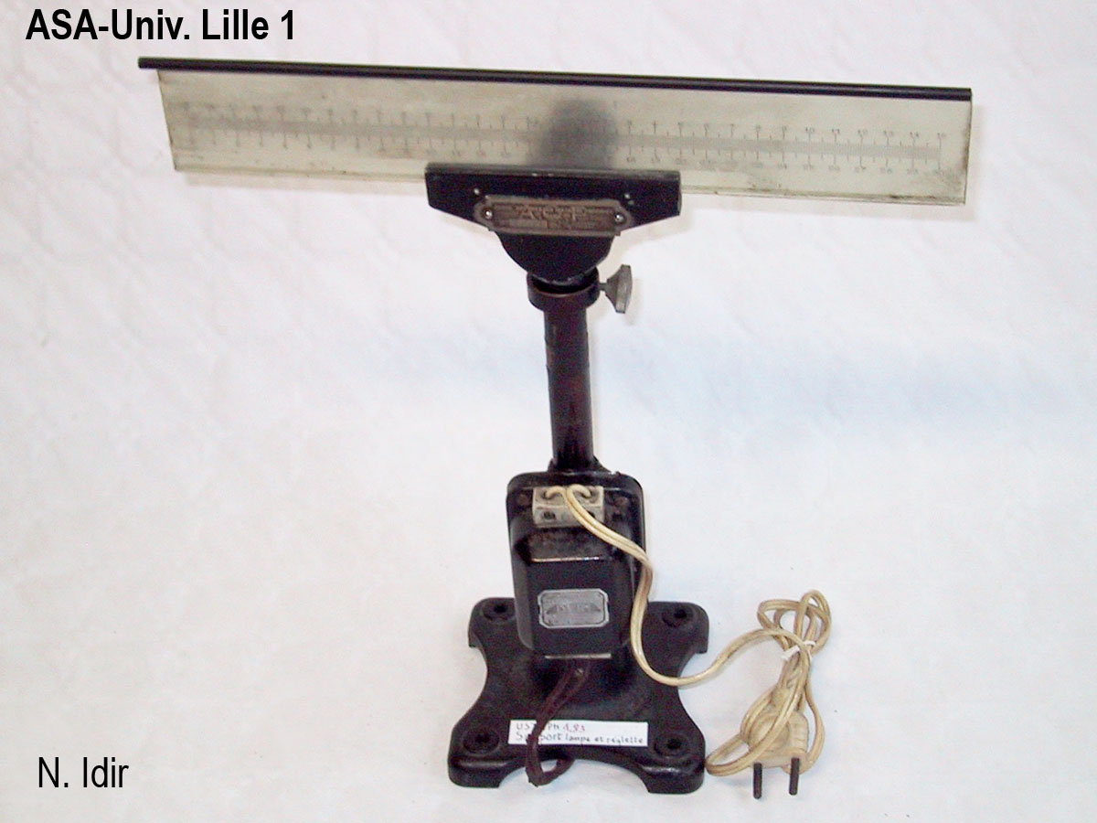 Support de lampe avec réglette 1_1