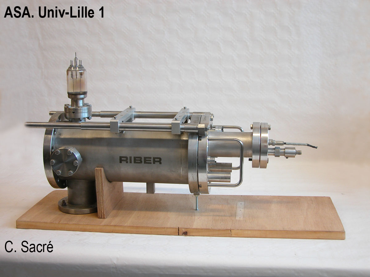 Spectromètre de masse quadripolaire_1