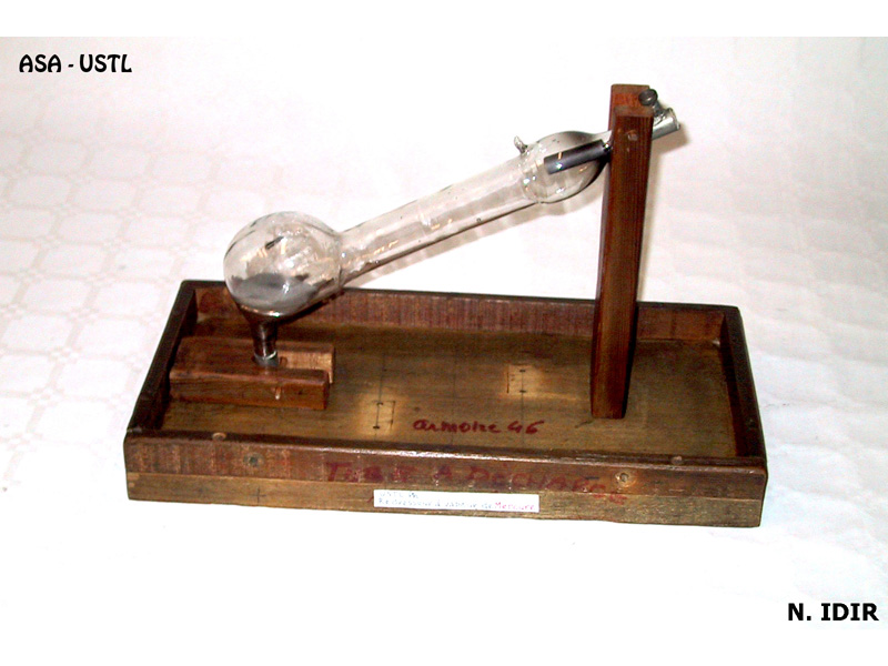 Lampe à vapeur de mercure_1
