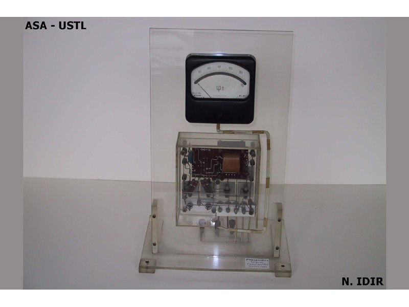 Phasemètre à échelle linéaire_1