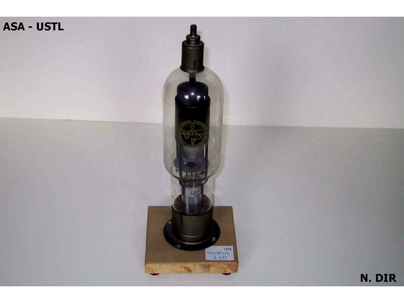 Thyratron à gaz_1