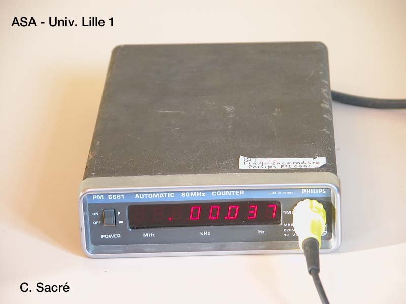 Fréquencemètre automatique PM 6661_1