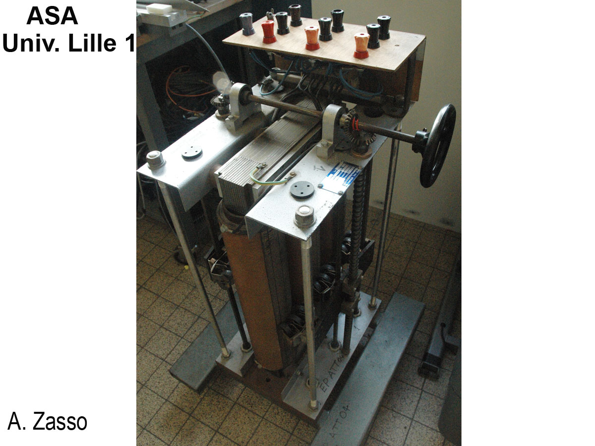 Autotransformateur triphasé à curseur _1