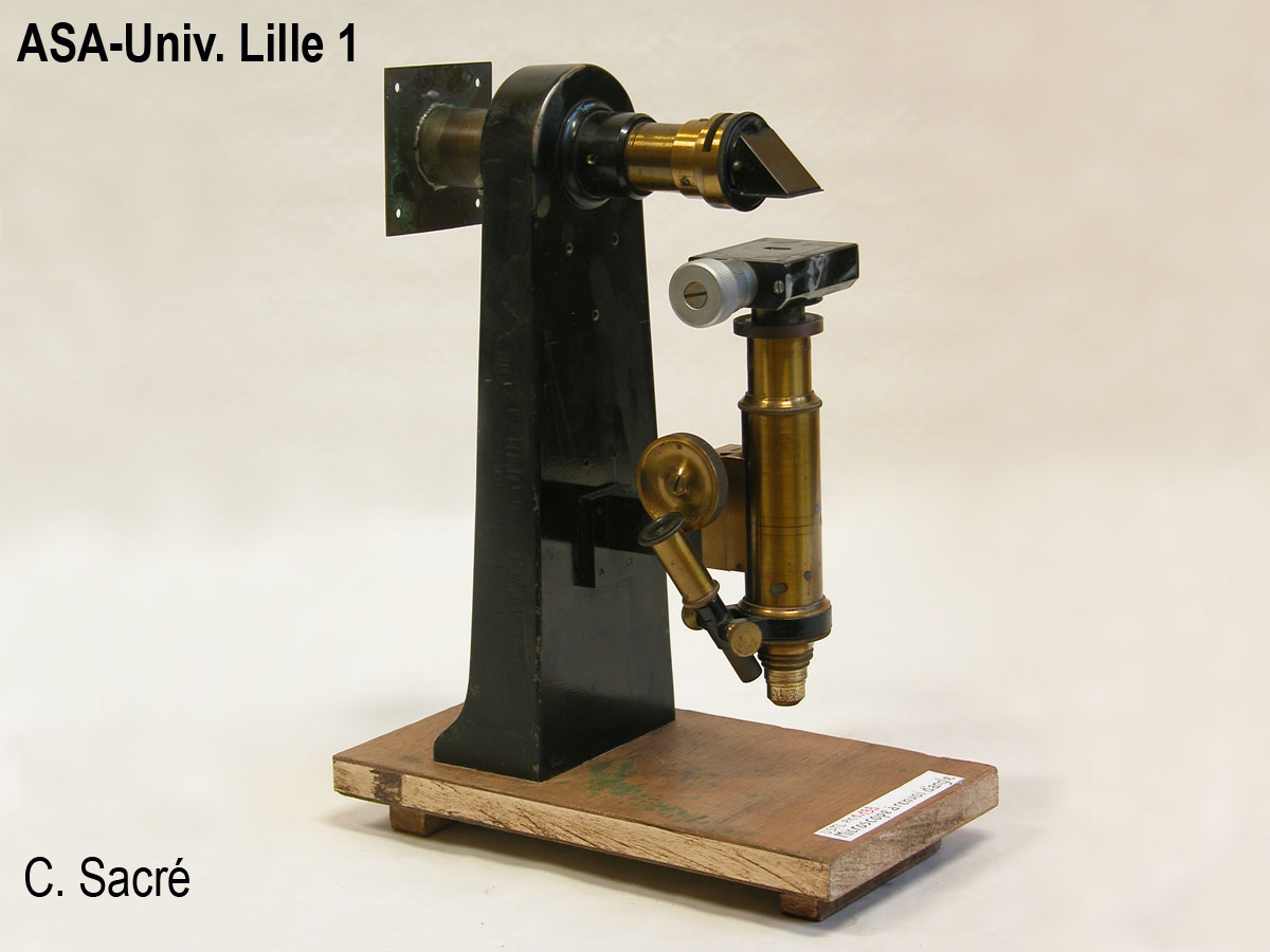 Microscope à renvoi d'angle_1