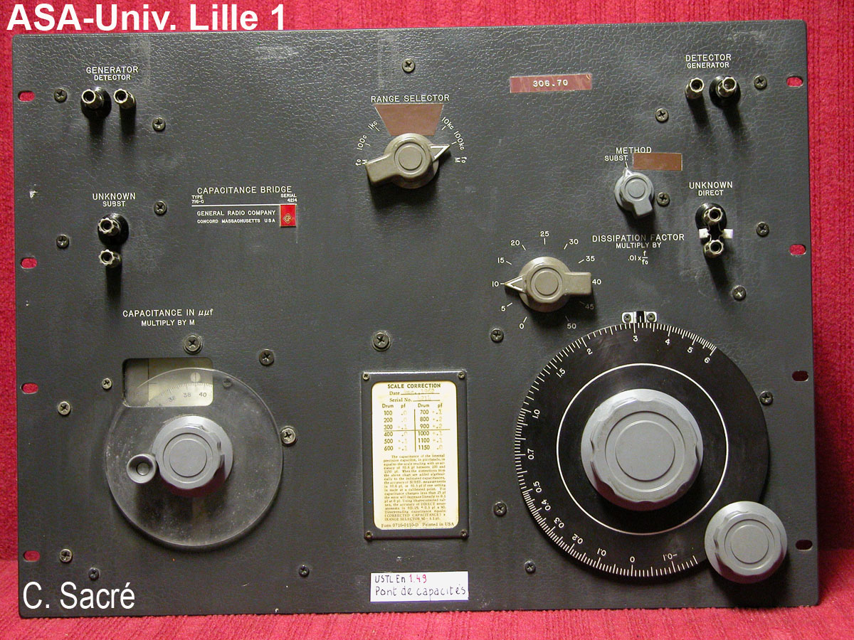 Pont de capacités 716_1