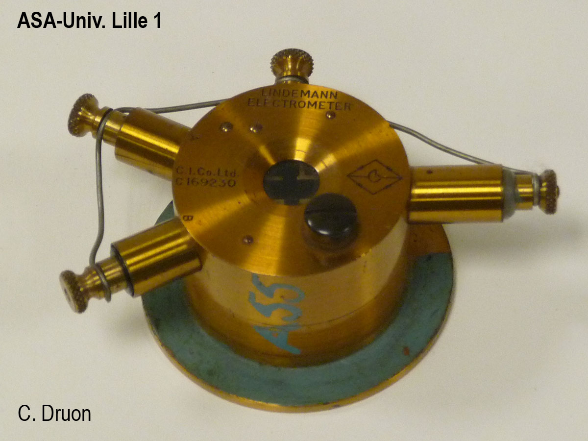 Electromètre de Lindemann_1