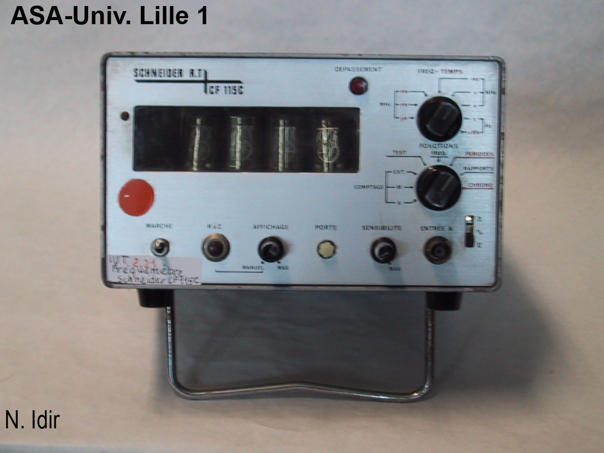 Fréquencemètre CF115C Schneider_1