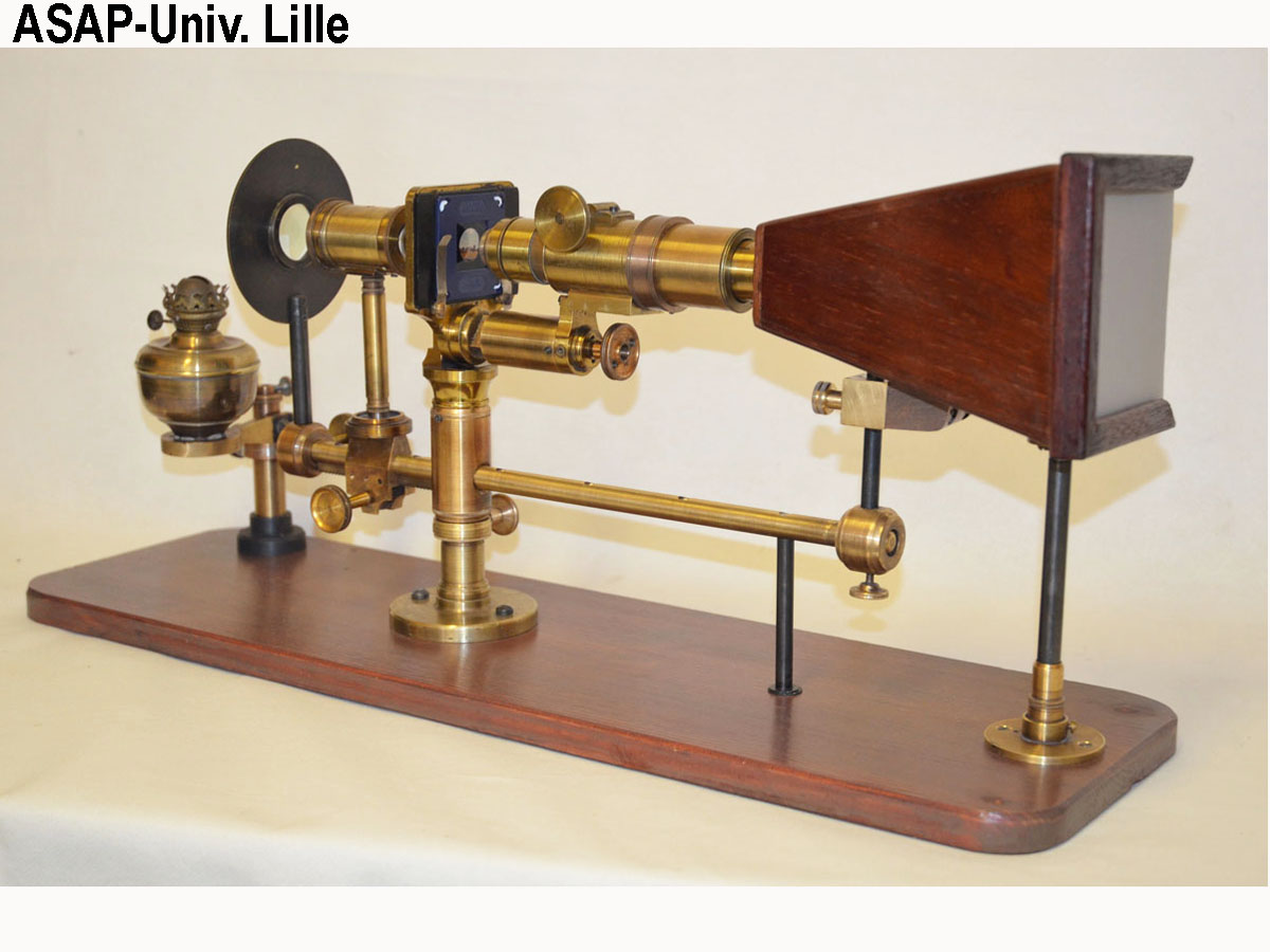 microscope_horizontal-a