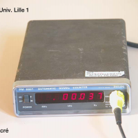 Fréquencemètre automatique PM 6661_1