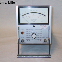 6.5. 8 Voltmètre amplificateur Férisol A404
