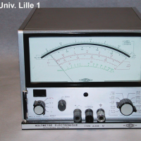 Voltmètre électronique Férisol A 208_1